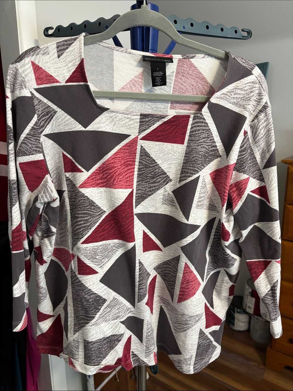 Alfred Dunner Geometric Scoop Neck Top - Red, Gray & White